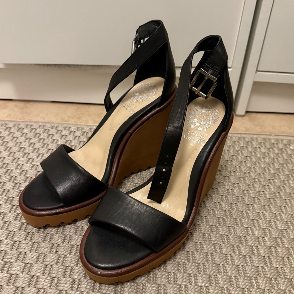Vince Camuto Wedges